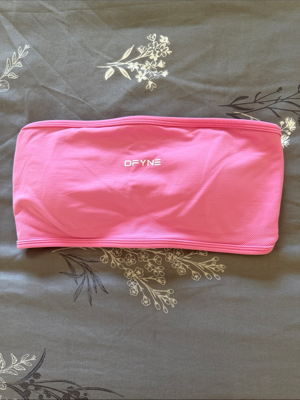 DFYNE Women's Pink Bandeau Sports Bra - Strapless Support - Picture 3 of 6